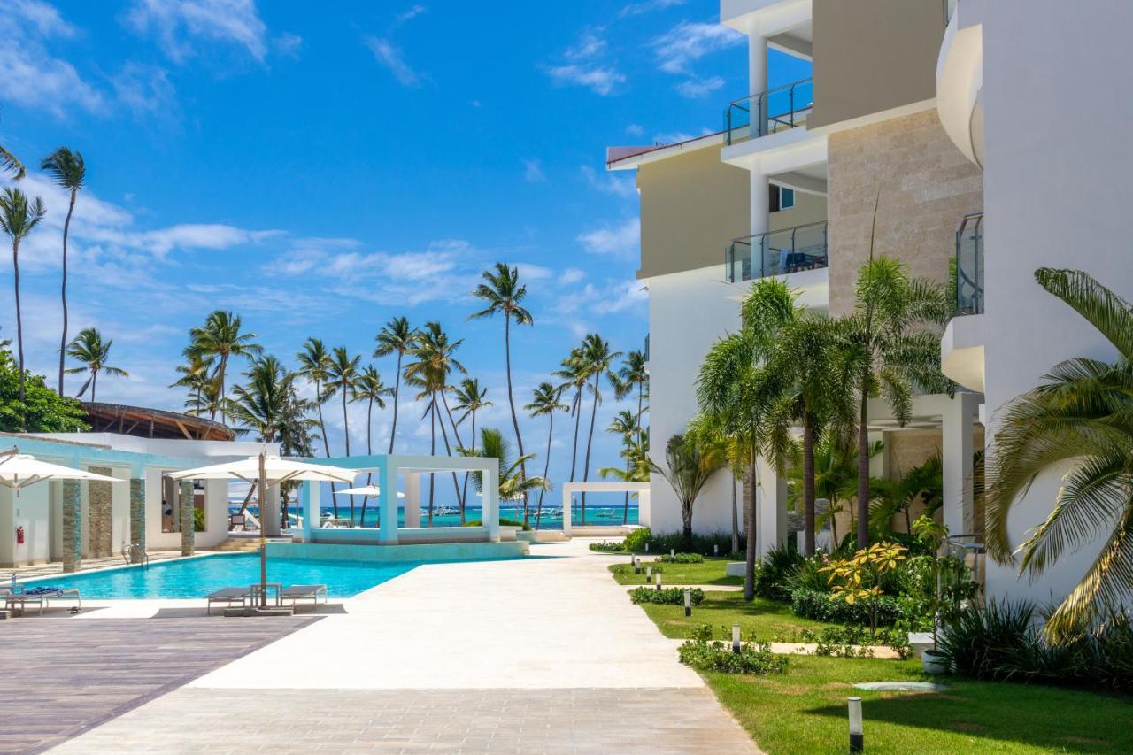 Family Getaway Apartment - Right On The Beach Punta Cana Exterior photo
